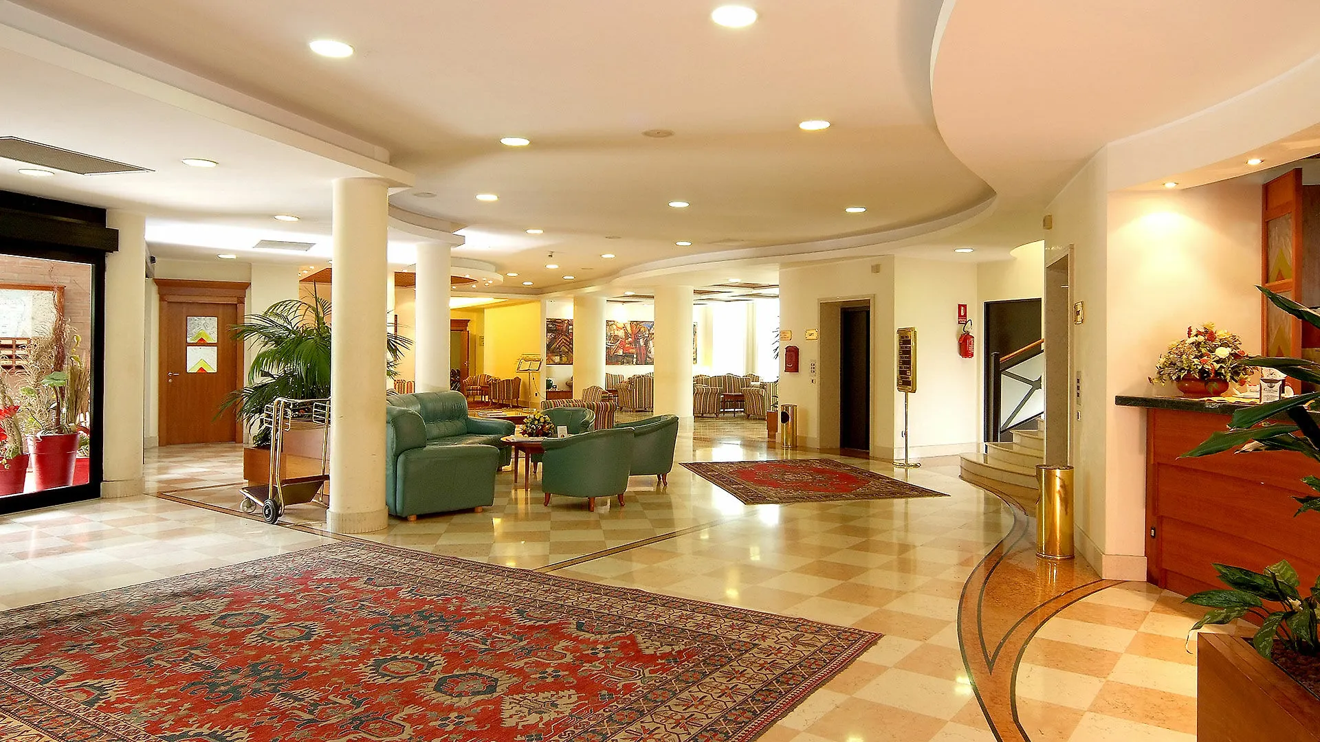 Hotel President Корреджио